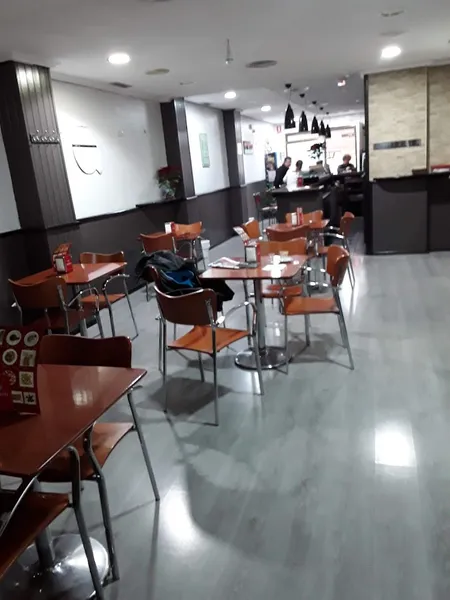 Bar cafeteria yu