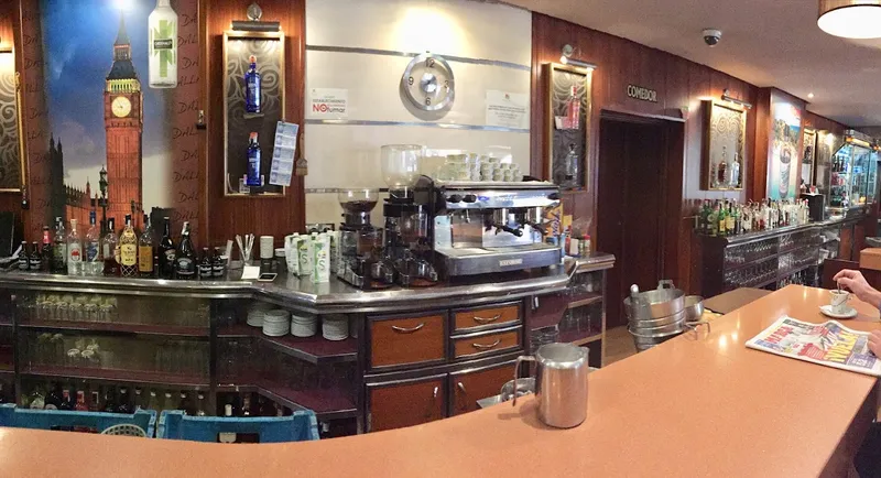 BAR TAPERÍA DALLAS.