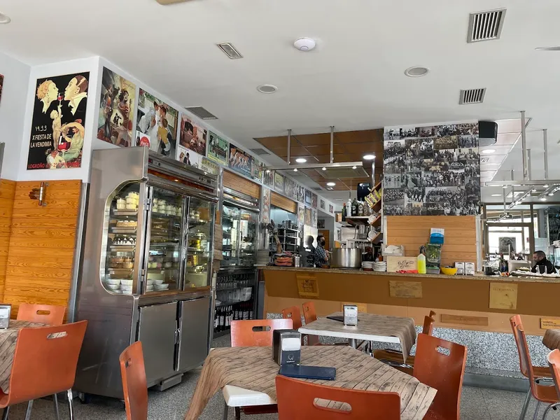 Café Bar entreamigos.