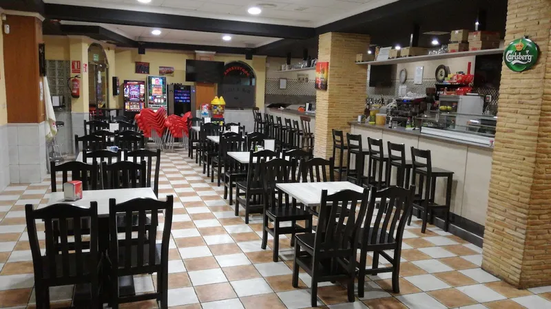 BAR CAFÉ PONTEVEDRA.