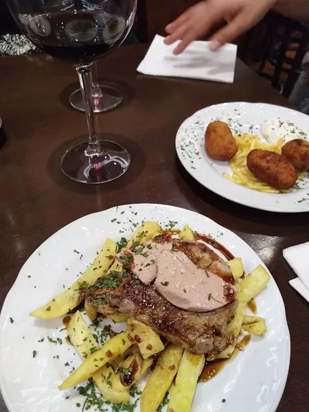 Bar VINOS Y TAPAS SUR