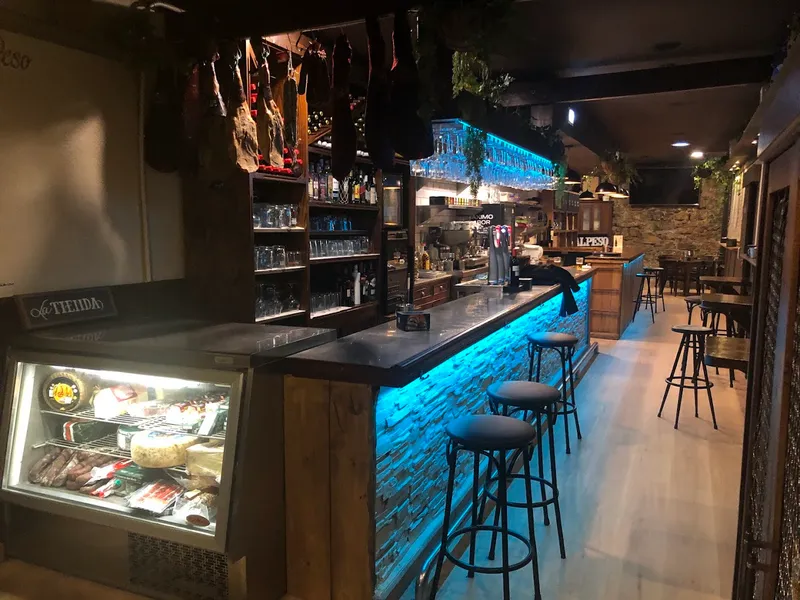Bar Al Peso