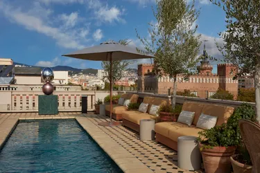 Los 6 hoteles con desayuno gratis de El born Barcelona