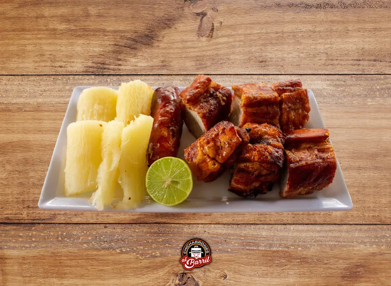 Chicharrones al Barril