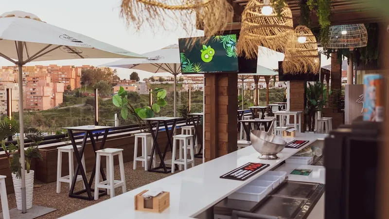 Tifen Cafetería y Copas