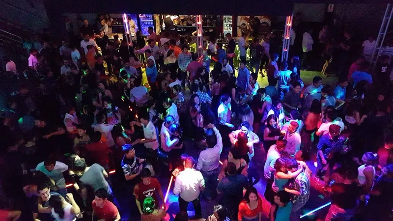 Discoteca ULTRA ex 301