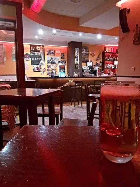 Maruja Limón Pub