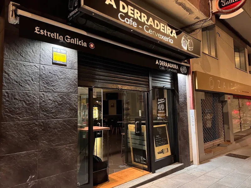 A Derradeira Café - Cervexería