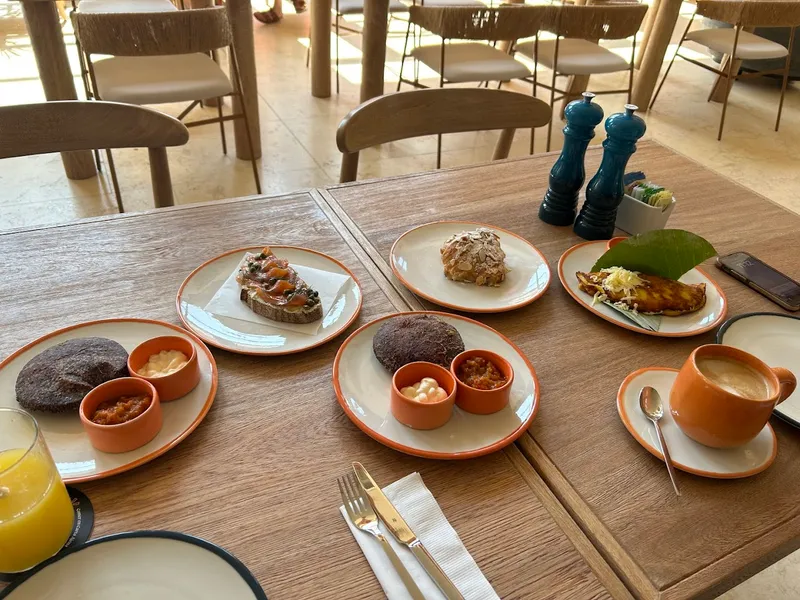 Carta Ajena Restaurante