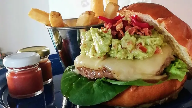 Flamante Burgers & Friends