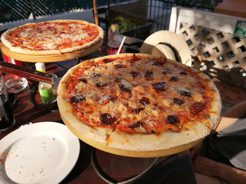 Eskondida Pizza