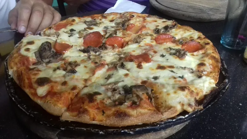 Pizzeria El Mundo De Los Quesos
