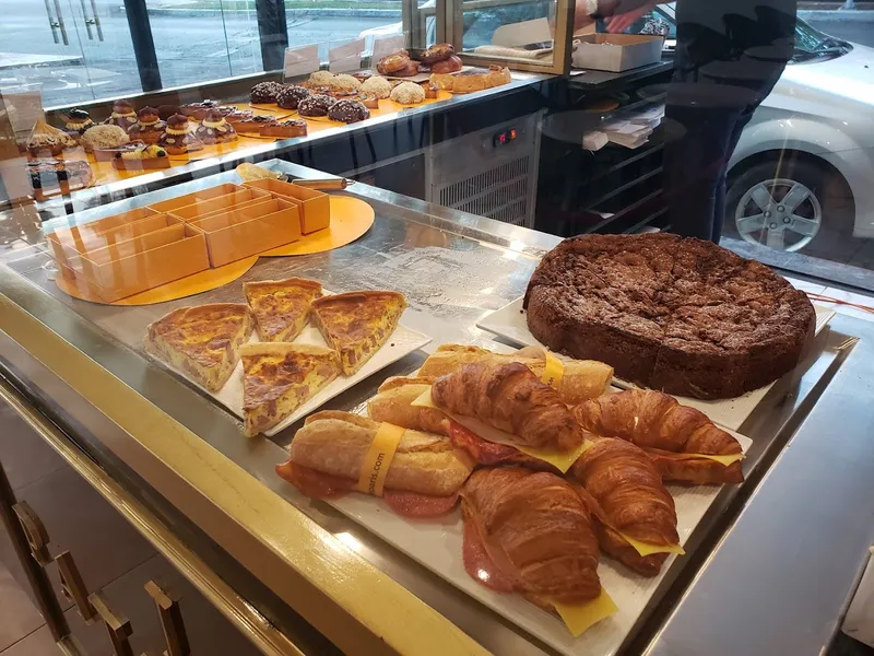 La Pasteleria de Paris
