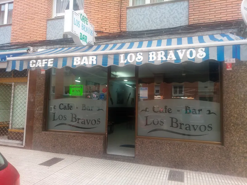 Cafe - Bar Los Bravos Jr.