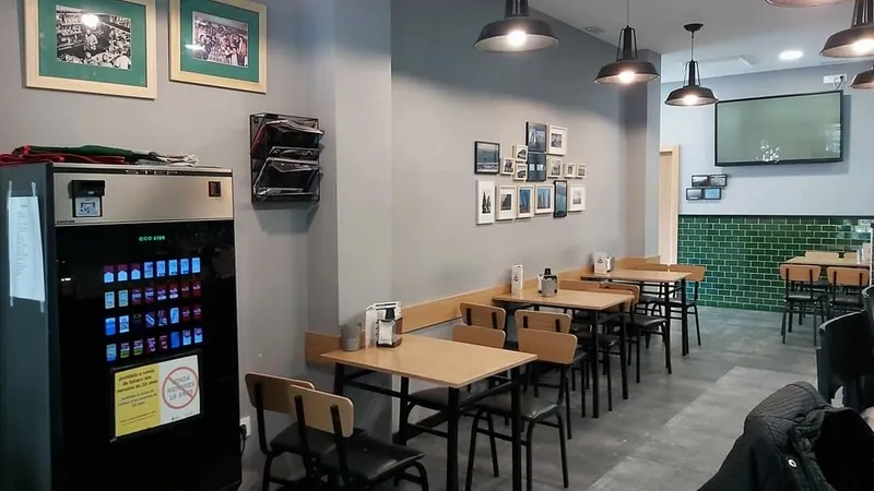 Café Bar Uni (A Coruña)