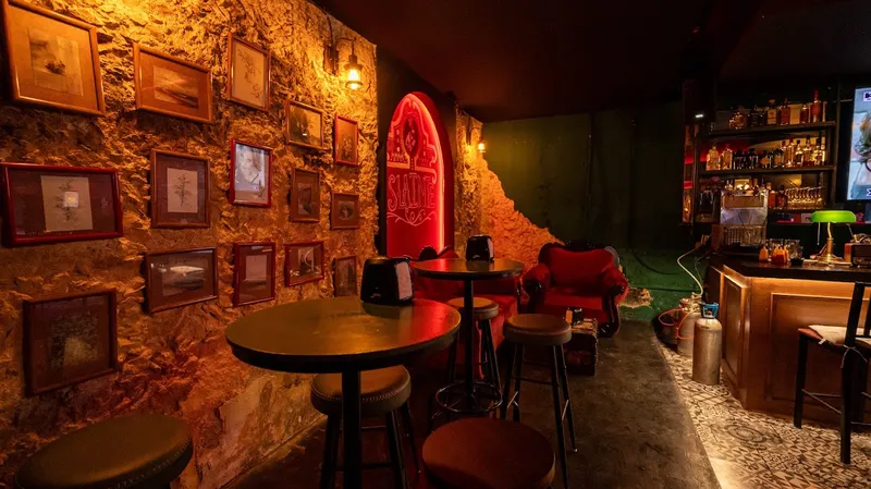 Monk’s Irish Pub