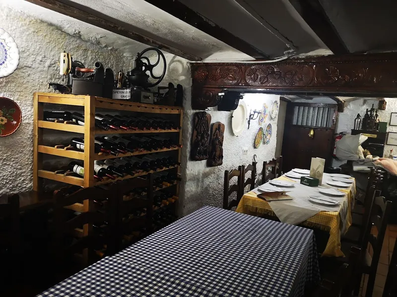 "Taberna La Manchega"