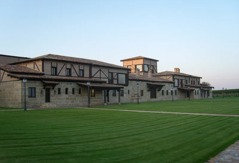 Tienda de Vinos Bodega Viña Arnaiz - Ribera del Duero
