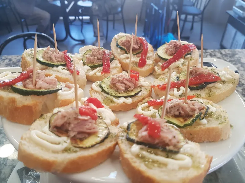 Las Rocas bar y tostas