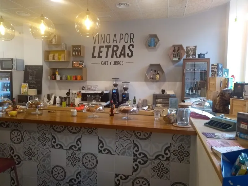 Vino a por Letras. Café y Libros