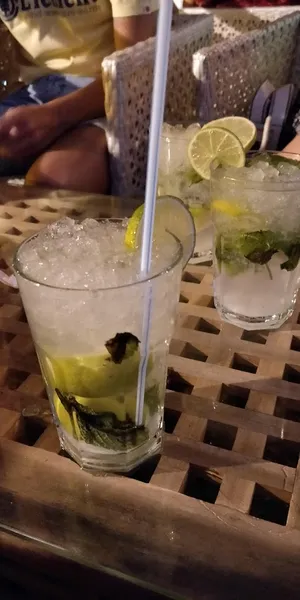 Pub Mojito´s Terraza Club