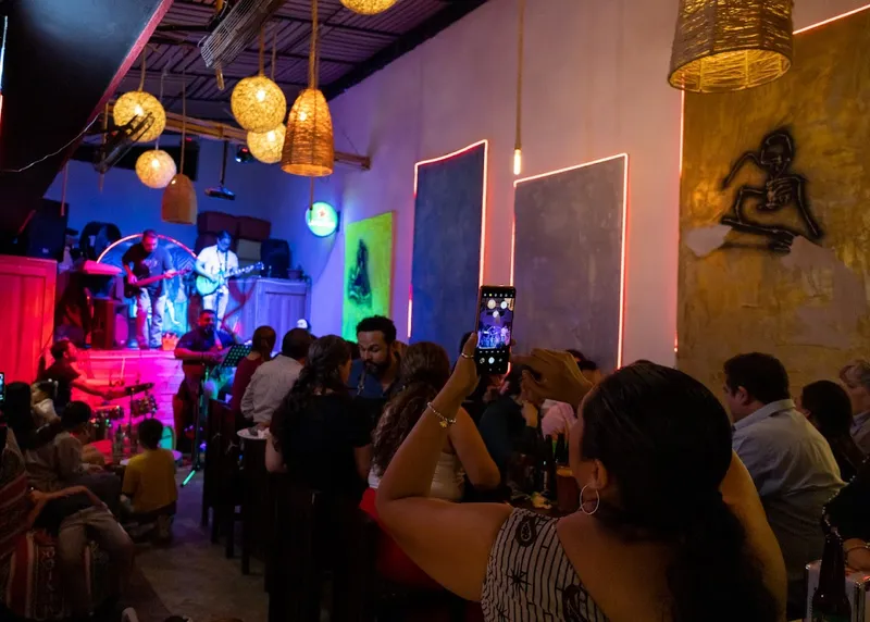 BAR EL PATIO. Cantina Contemporanea