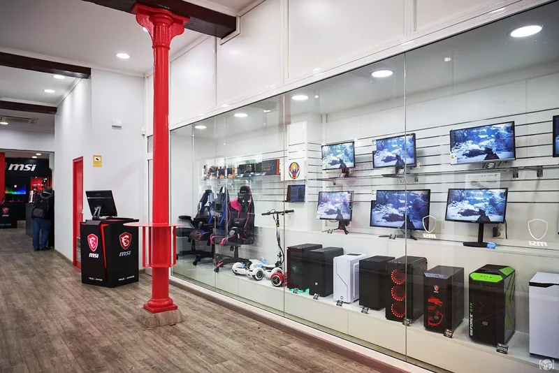 Red Computer | Tienda Gaming en Barcelona con MSI, ASUS y Gigabyte