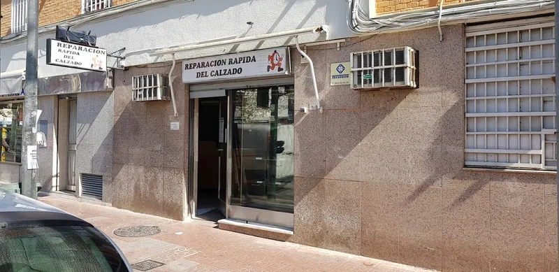 Reparación rápida del calzado, David Caballero