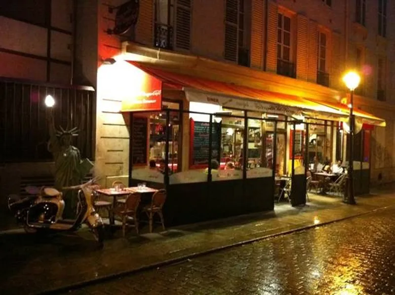 Le Fil Rouge Café