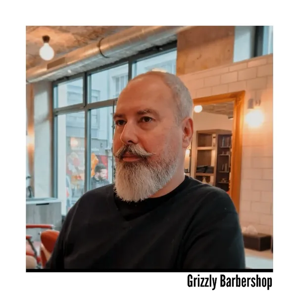 Grizzly Barbershop - Barbier Coiffeur Homme - Paris 10