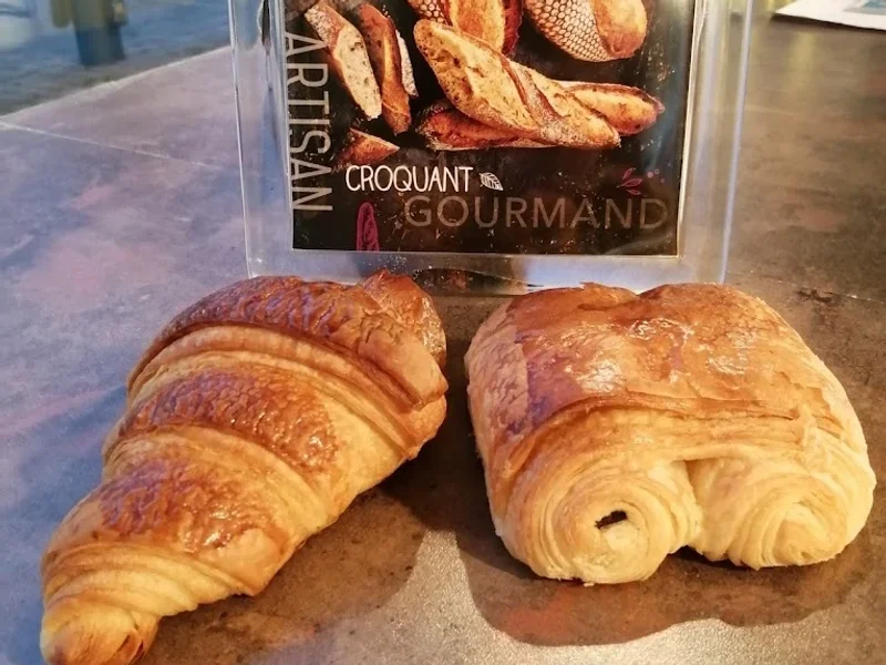 Boulangerie Pâtisserie l’ami du pain , Mr &Mme Roulot