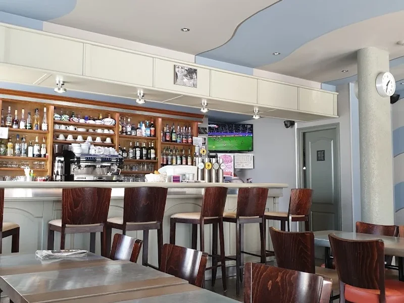 LE BILOU'S BAR