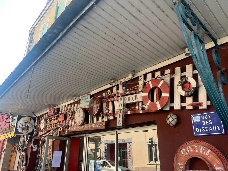 Hôtel Bar du Pont Levant