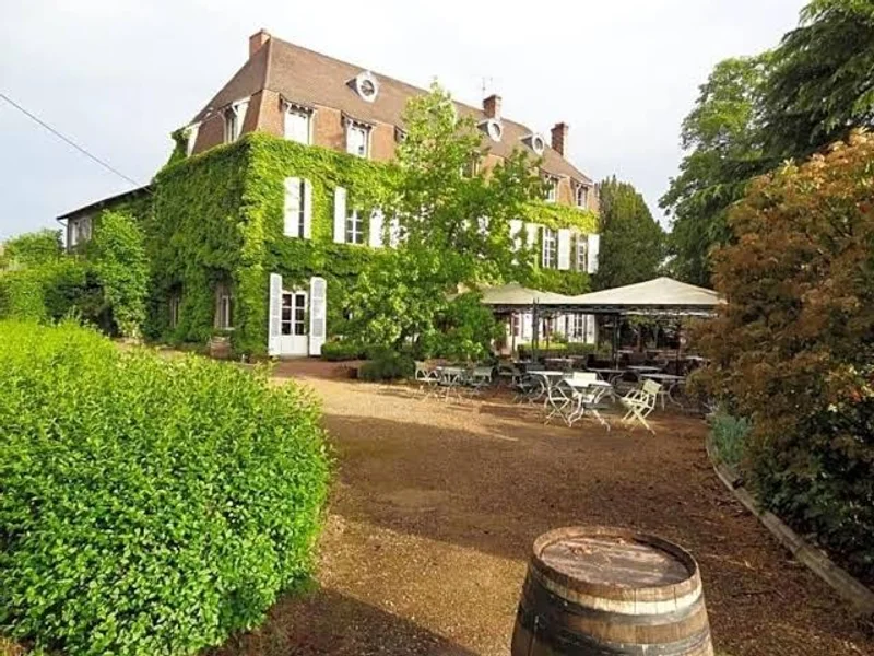 Logis Hôtel le Château de la Barge