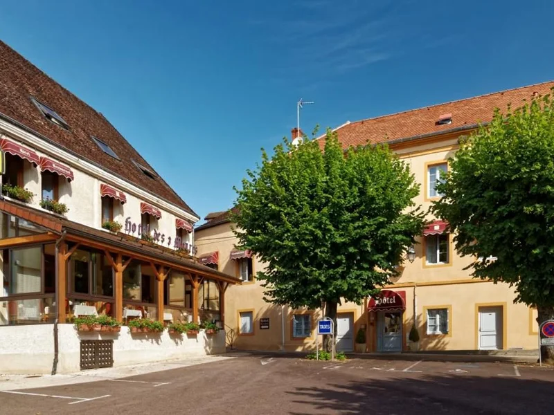 Hôtel Des Trois Maures