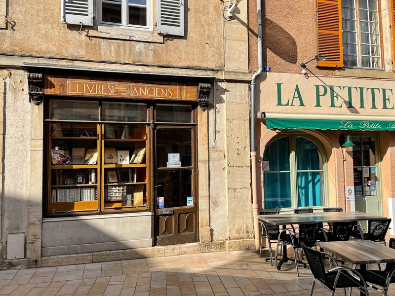 La Petite Auberge
