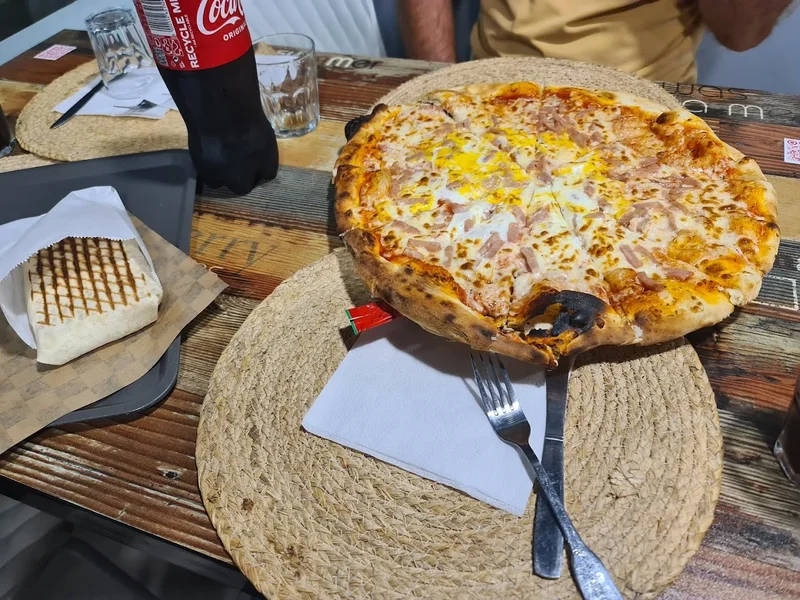 Pizza di napoli
