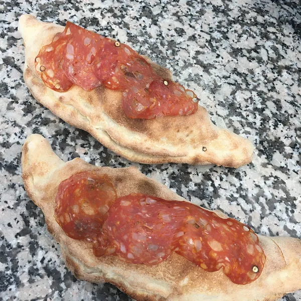 Pizza LUCANIA