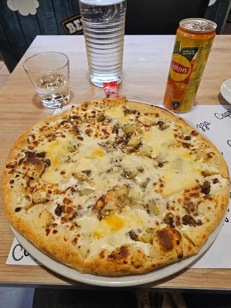 Capri Pizza