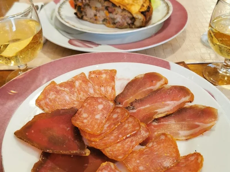 Restaurant New Saint Georges by Alban