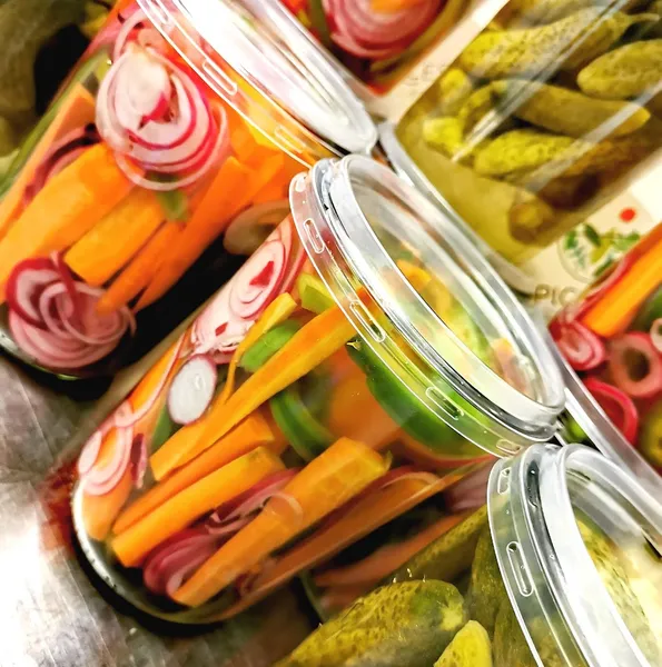 Pickles Salad Bar Toulouse Salenques