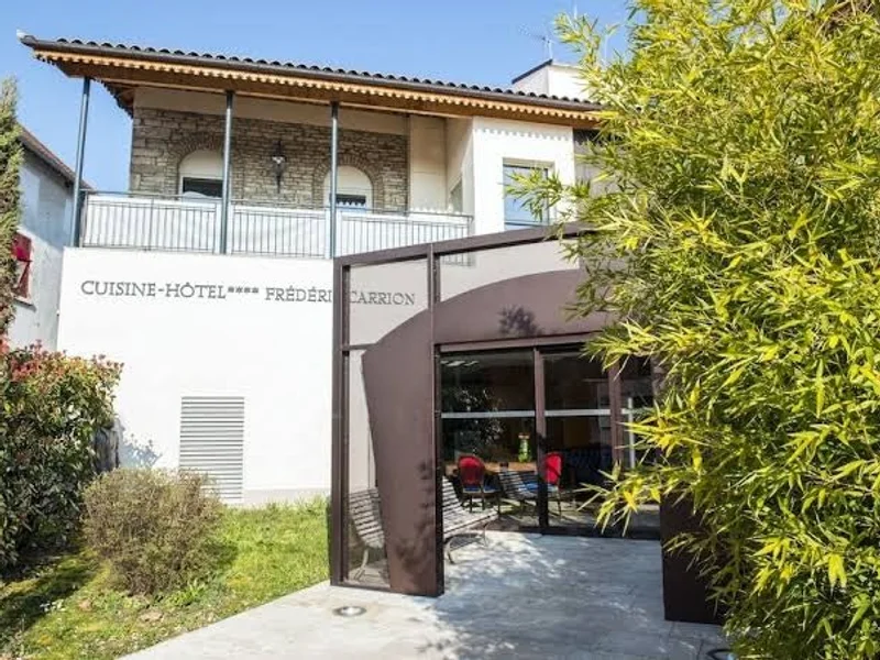Hôtel Restaurant & Spa Frédéric Carrion