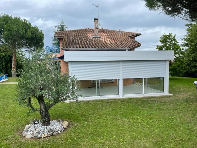 Fermetures Bressanes Menuiserie Alu-Véranda-Porte de Garage-Fenetre ALU PVC- Portail Macon