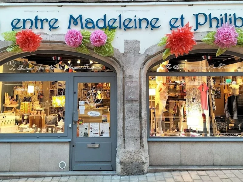 ENTRE MADELEINE ET PHILIBERT