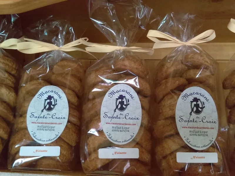 MACARON DE SAINTE CROIX
