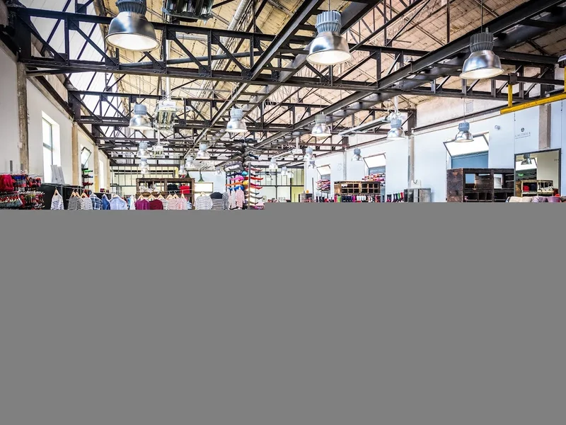 LA MANUFACTURE PERRIN - MONTCEAU-LES-MINES