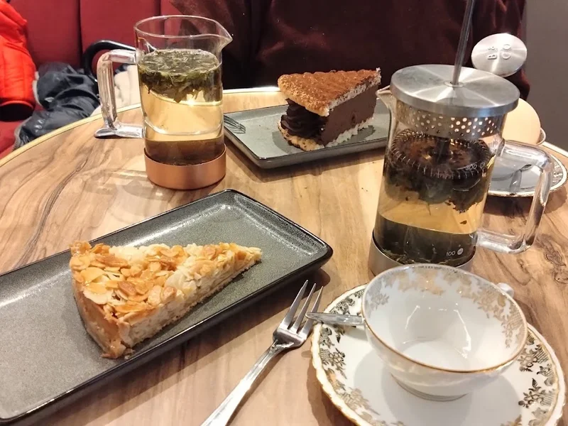 Les Coursives salon de thé