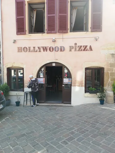 Hollywood pizza