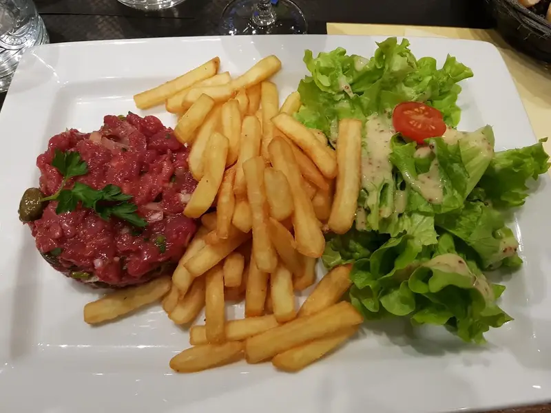 Café du centre "Chez Sissis"