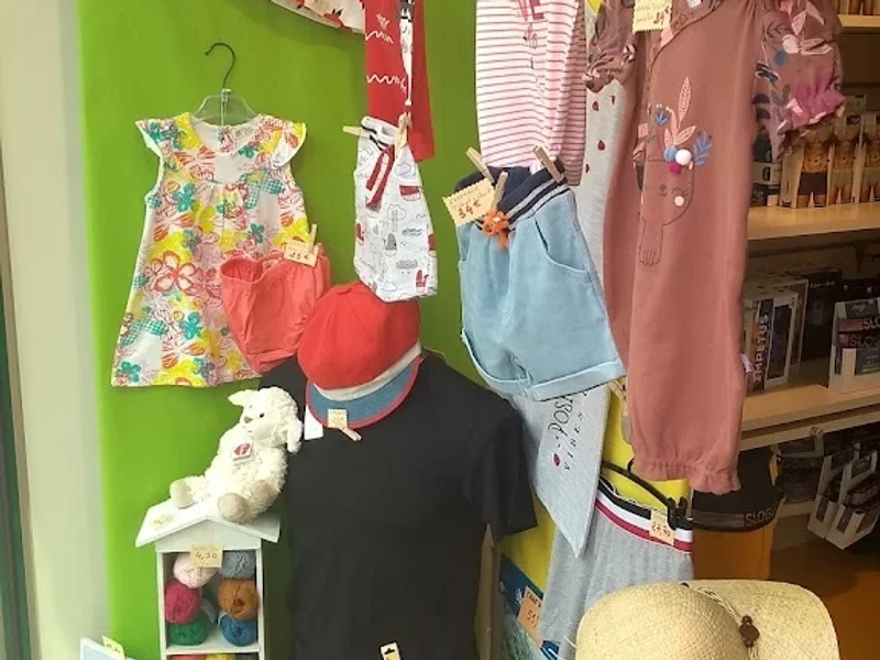 Lingerie Mercerie Fil et Froufrou